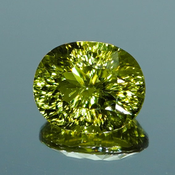 【Radiant Kiriko Cut®︎】 0.88ct Natural Yellow Sapphire